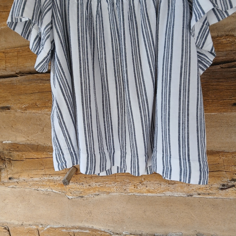 LOFT Black & White Striped Flutter Sleeve Blouse XL - Picture 3 of 8